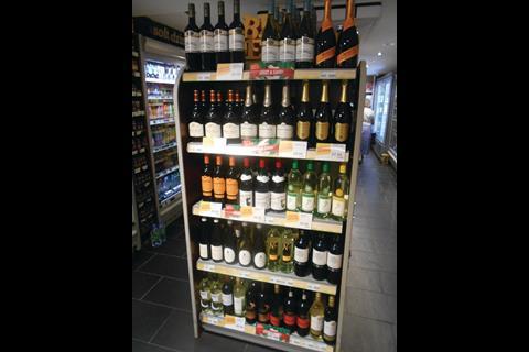 Simply Fresh Thames Ditton has a generally upscale feel that is frequently alien at this end of the market.